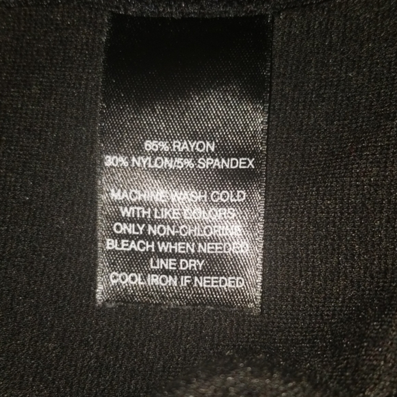 WHBM black mini skirt - Picture 4 of 4